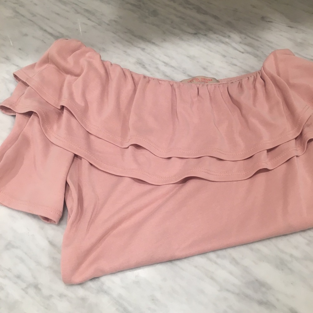 Casual Couture Ruffle One-Shoulder Top - Picture 3 of 3